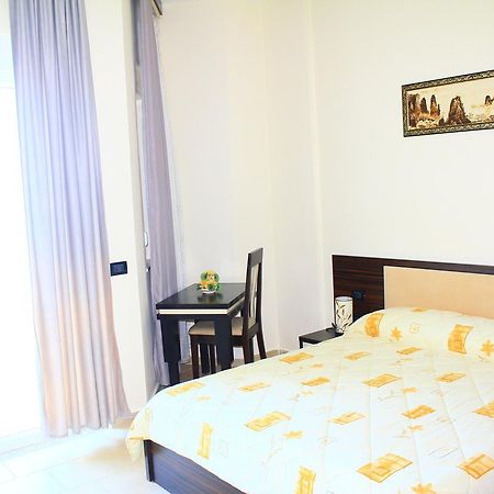 Hotel Alba Shengjin Exterior photo